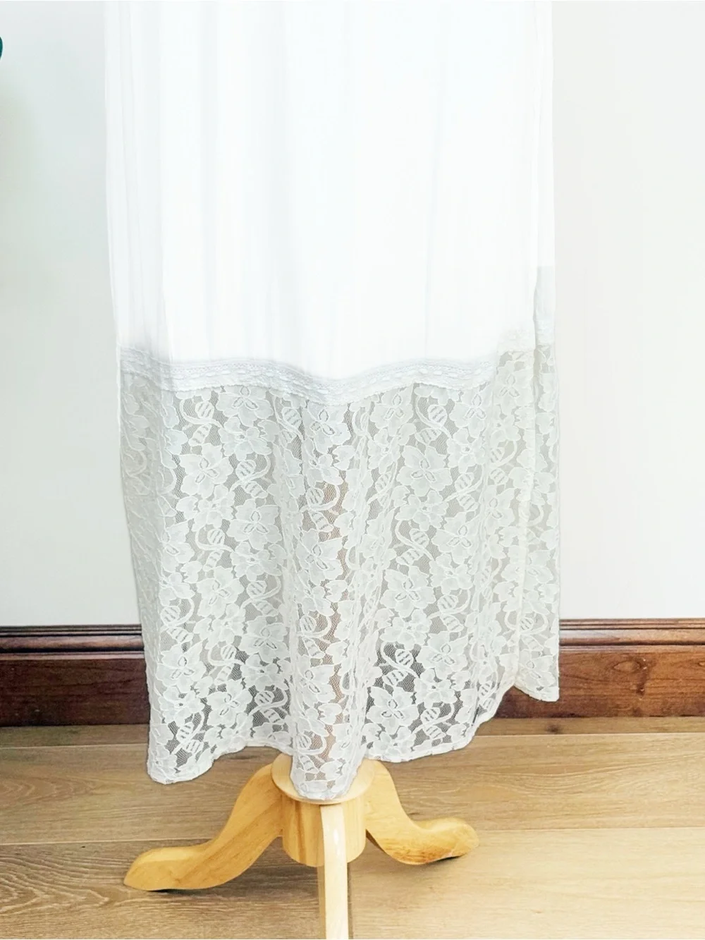 💋Abercrombie & Fitch White Strapless Lace Maxi Dress